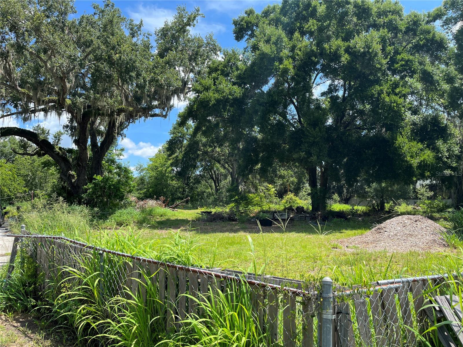 411 ALIBRANDI RD, LEESBURG, FL — photo 56