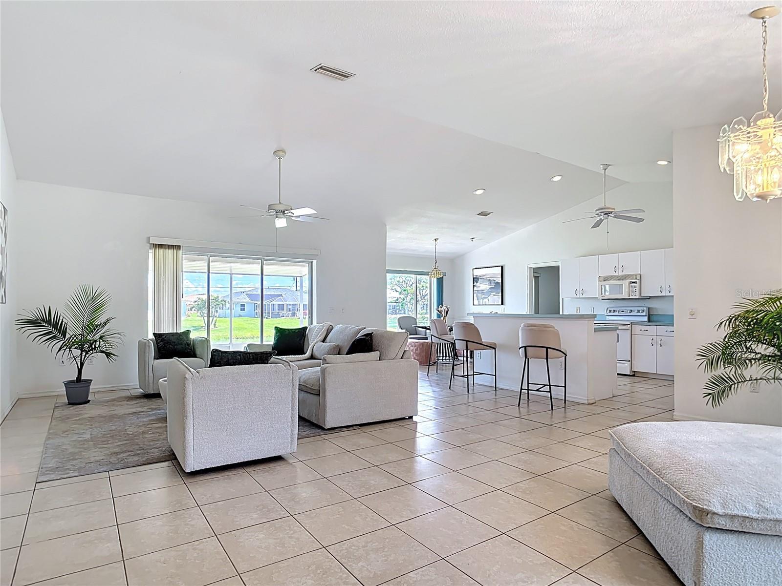 104 MARK TWAIN LN, ROTONDA WEST, FL — photo 14