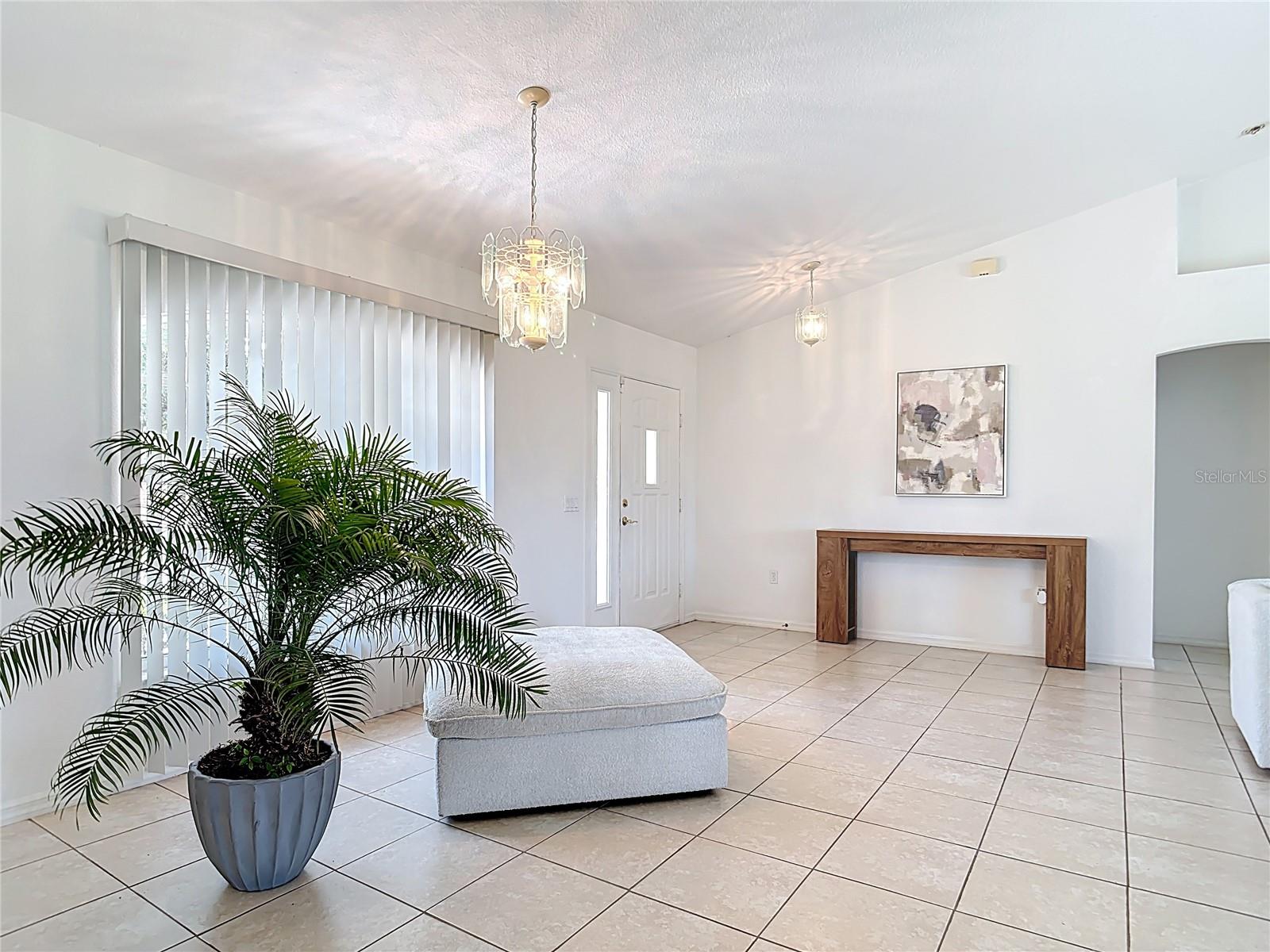 104 MARK TWAIN LN, ROTONDA WEST, FL — photo 16