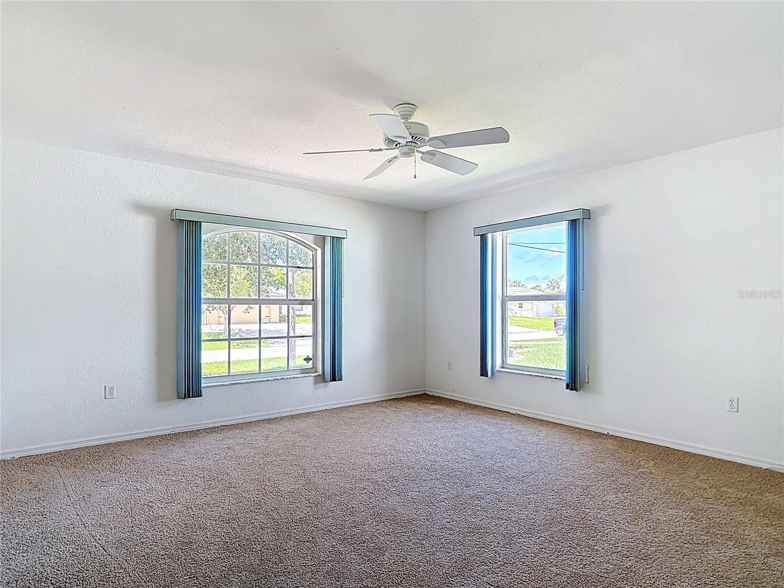 104 MARK TWAIN LN, ROTONDA WEST, FL — photo 25