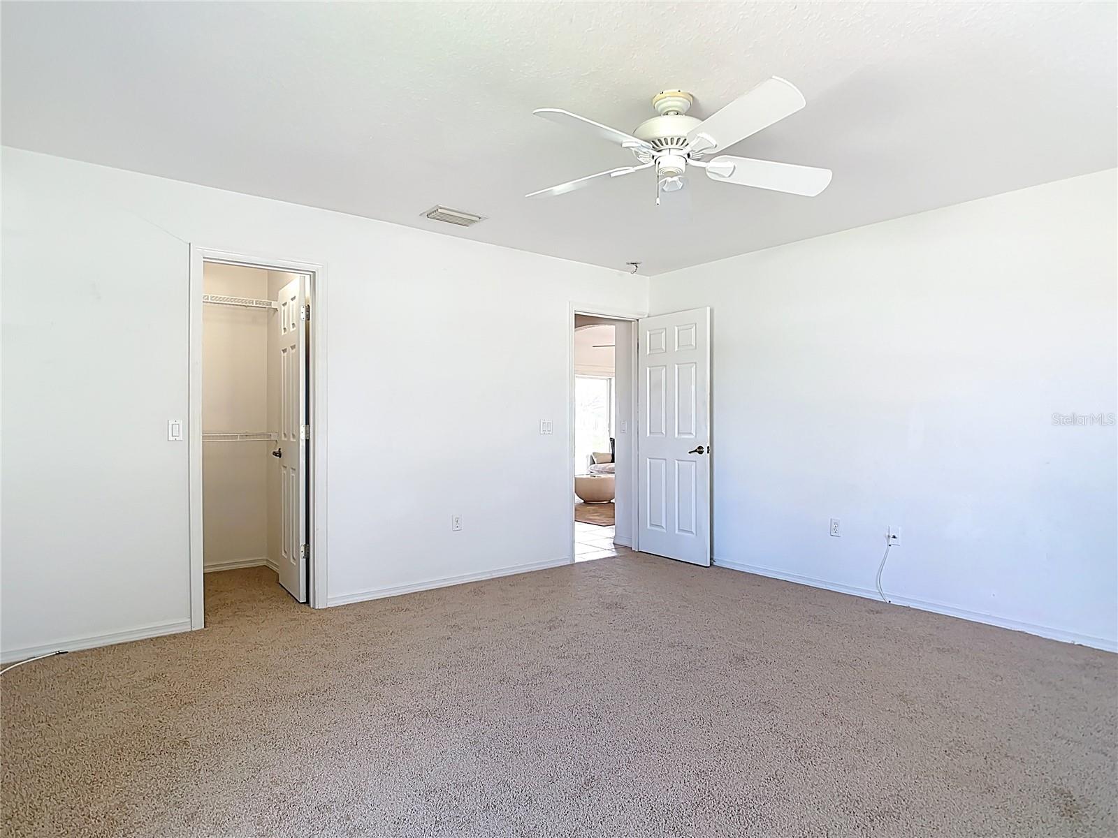 104 MARK TWAIN LN, ROTONDA WEST, FL — photo 27