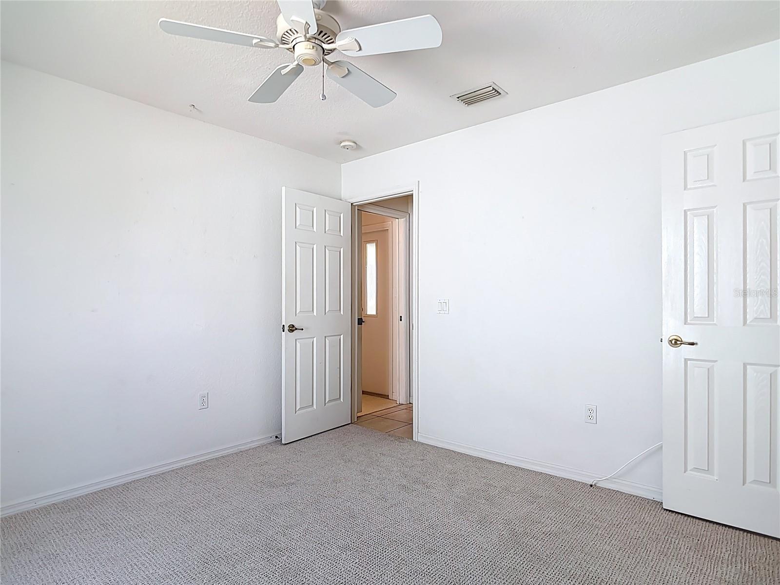 104 MARK TWAIN LN, ROTONDA WEST, FL — photo 31