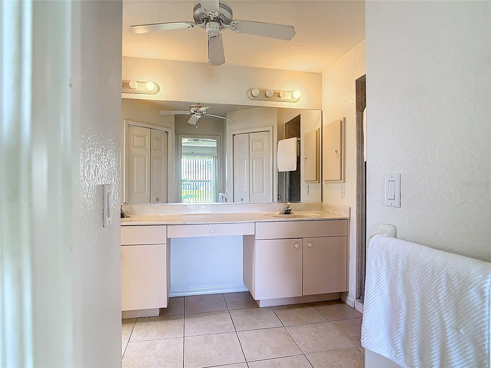 104 MARK TWAIN LN, ROTONDA WEST, FL — photo 37