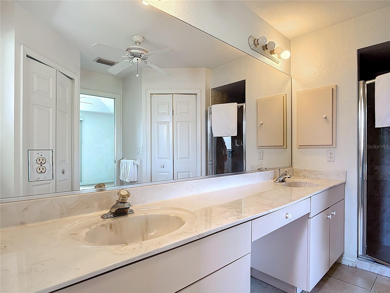 104 MARK TWAIN LN, ROTONDA WEST, FL — photo 38