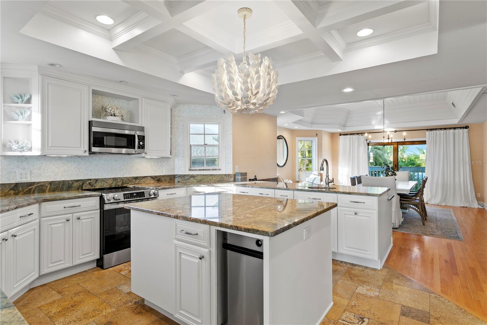 20060 GULF BLVD, INDIAN SHORES, FL — photo 38