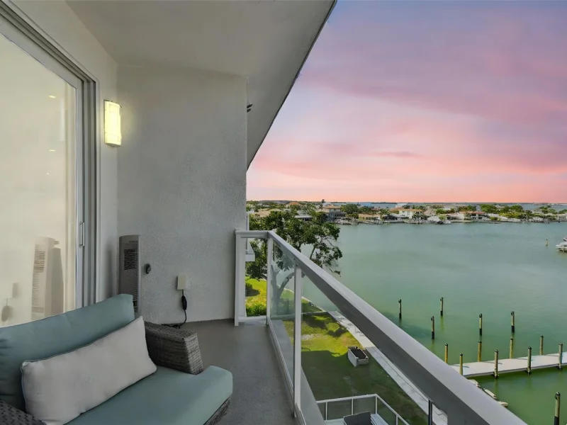 415 ISLAND WAY #507, CLEARWATER BEACH, FL
