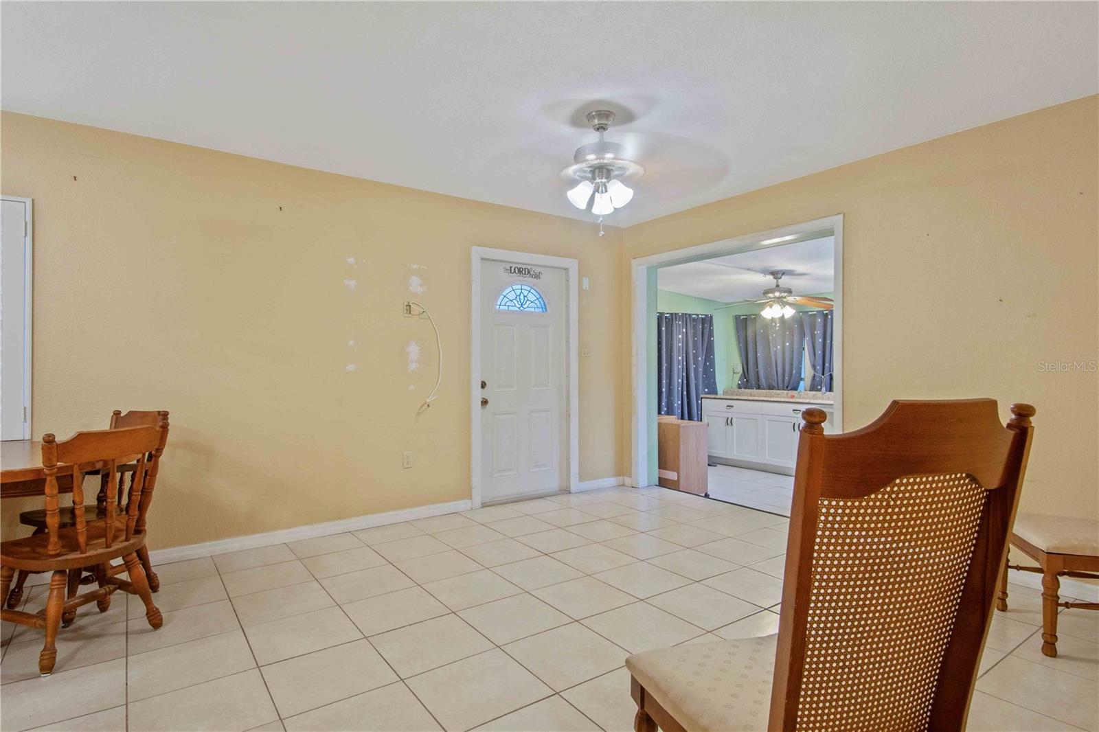180 PALMETTO CIR NE, PORT CHARLOTTE, FL — photo 13