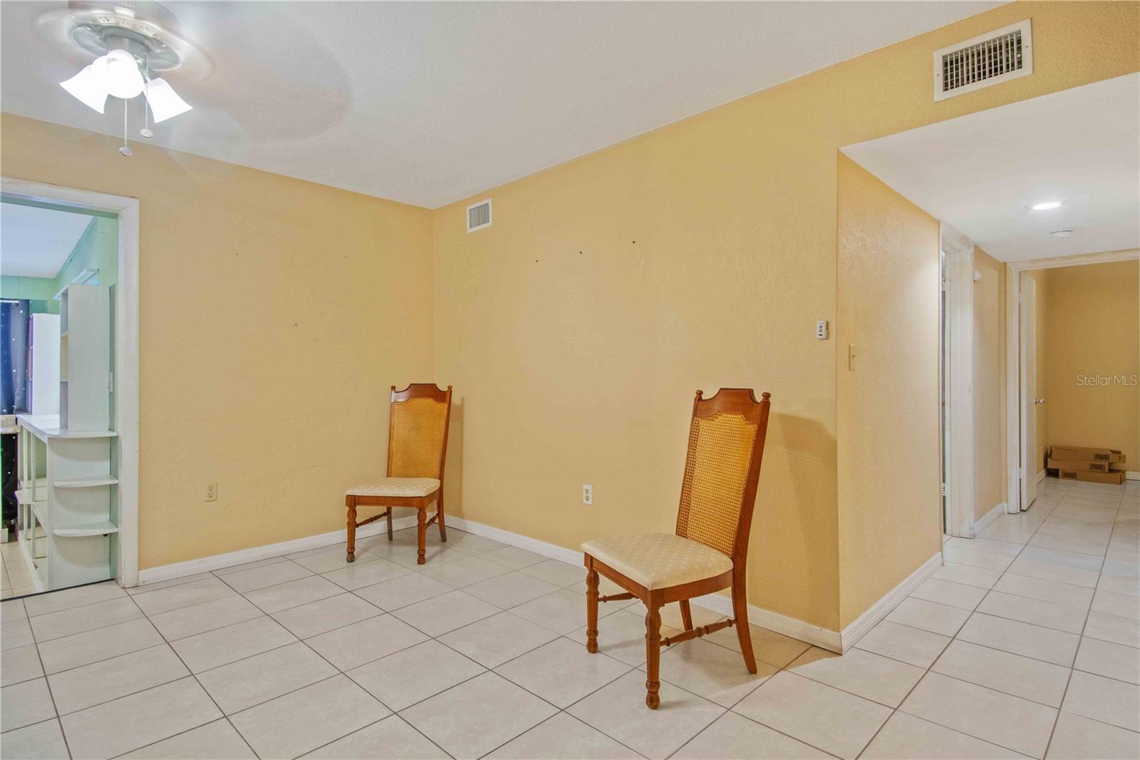 180 PALMETTO CIR NE, PORT CHARLOTTE, FL — photo 17