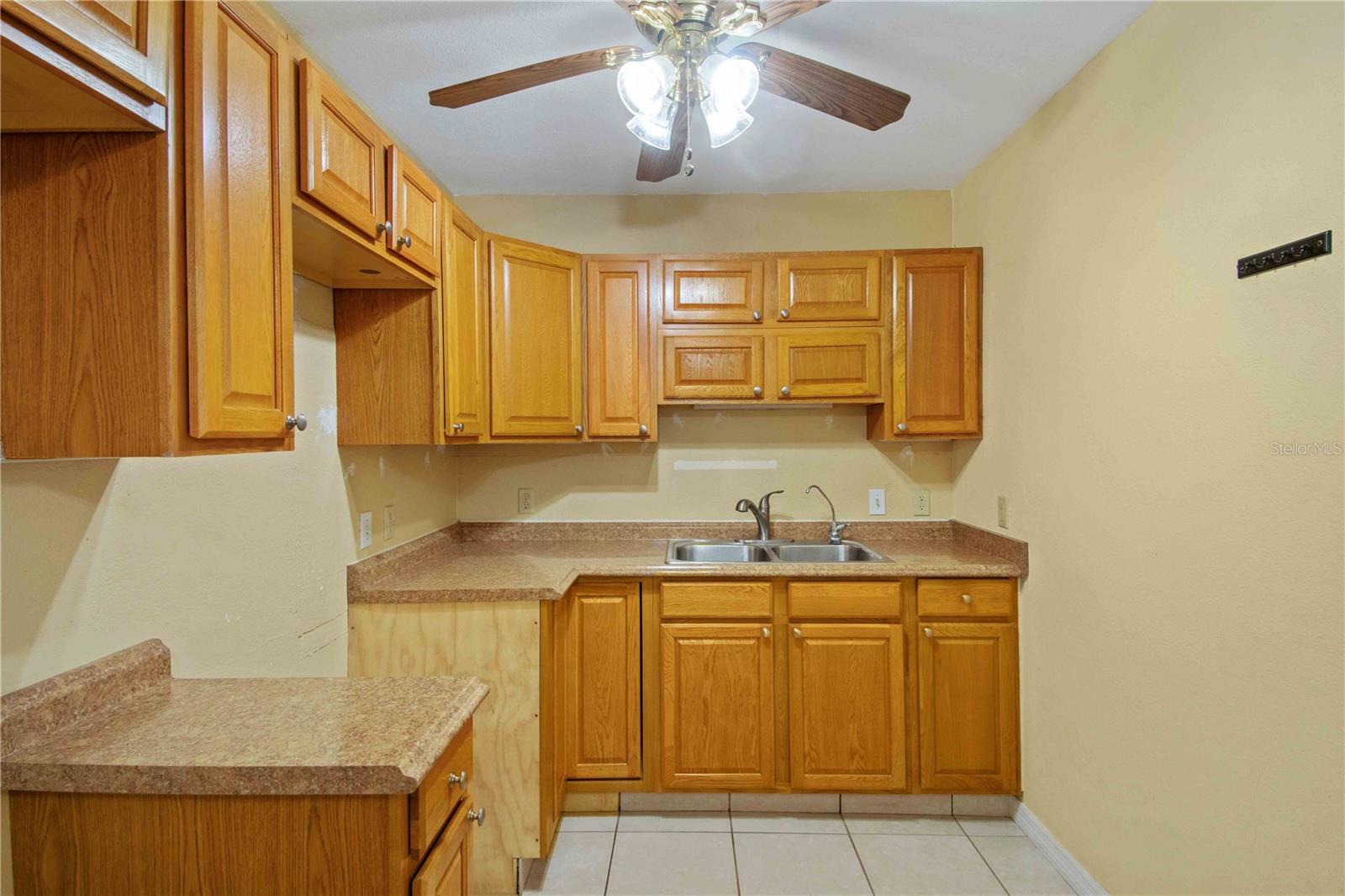 180 PALMETTO CIR NE, PORT CHARLOTTE, FL — photo 22