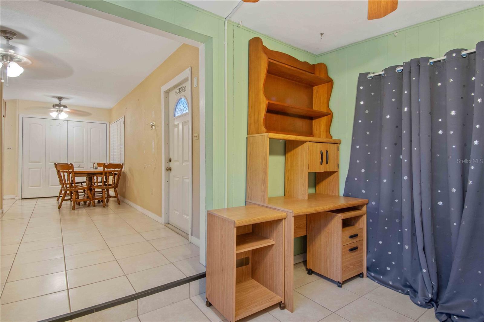 180 PALMETTO CIR NE, PORT CHARLOTTE, FL — photo 27