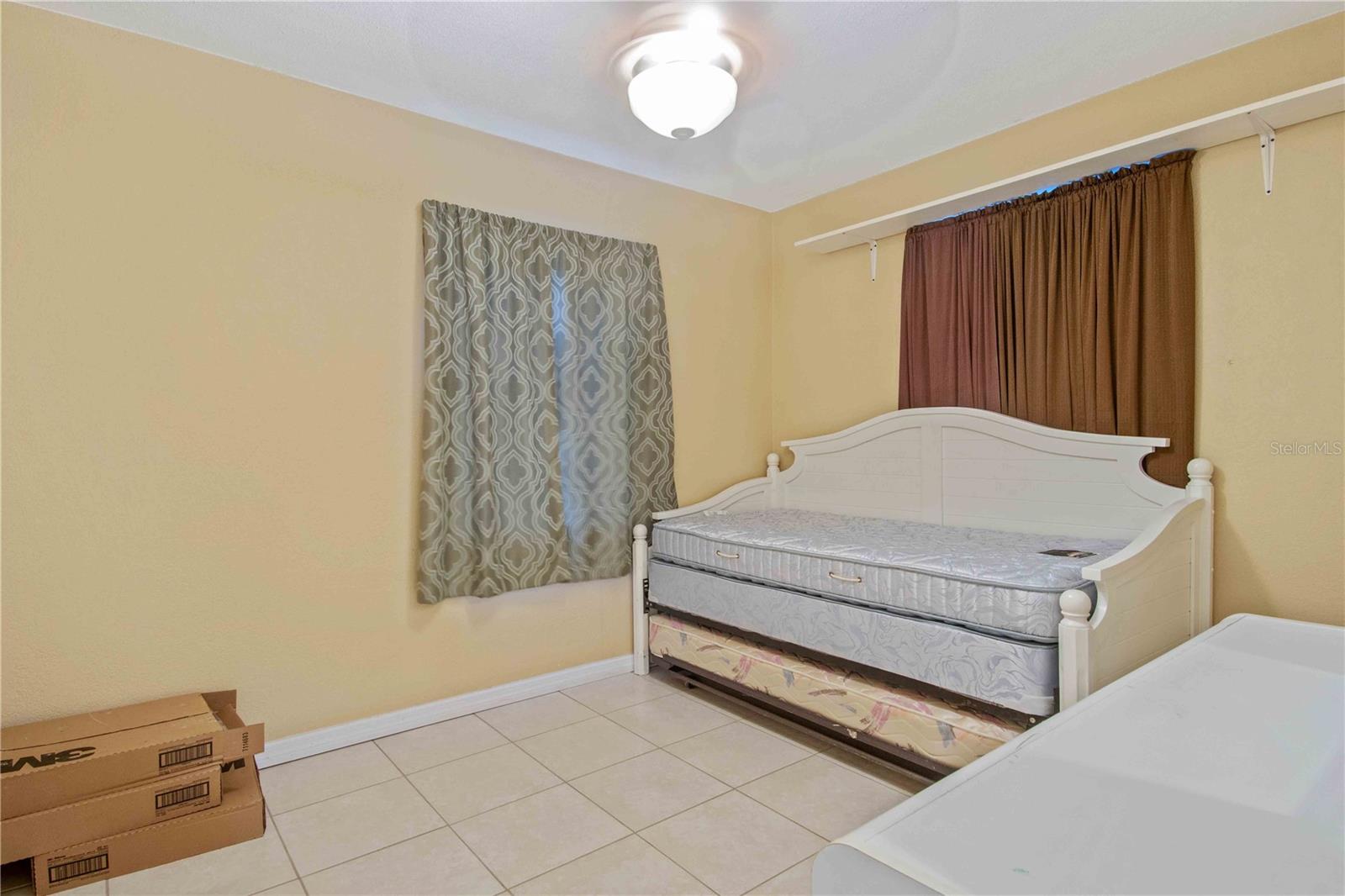180 PALMETTO CIR NE, PORT CHARLOTTE, FL — photo 37