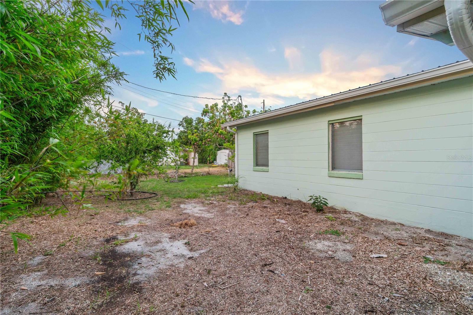 180 PALMETTO CIR NE, PORT CHARLOTTE, FL — photo 46