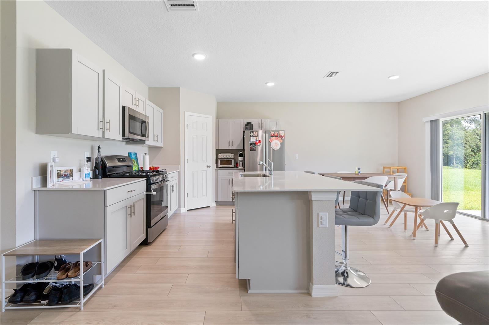 5528 SUMMER SUNSET DR, APOLLO BEACH, FL — photo 17
