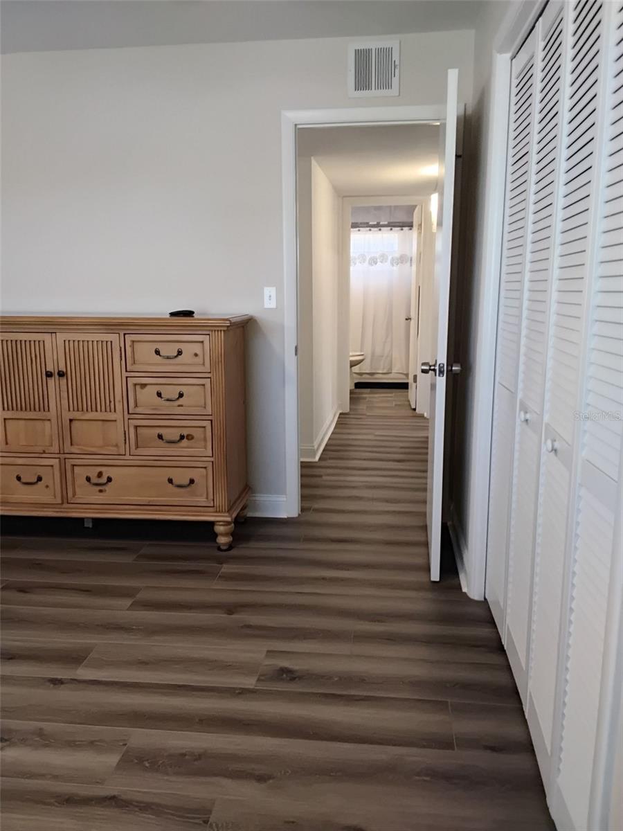 702 CYPRESS PL, SUN CITY CENTER, FL — photo 6