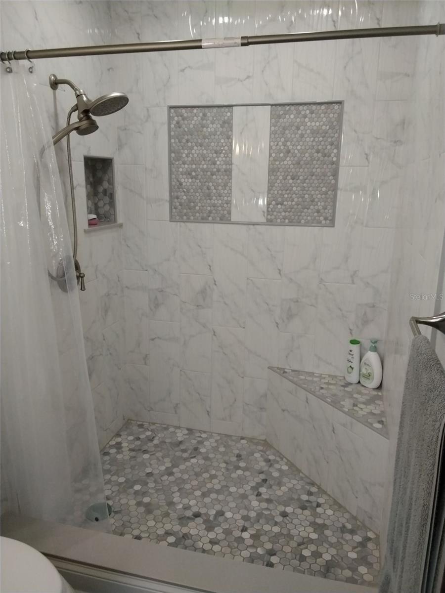 702 CYPRESS PL, SUN CITY CENTER, FL — photo 17