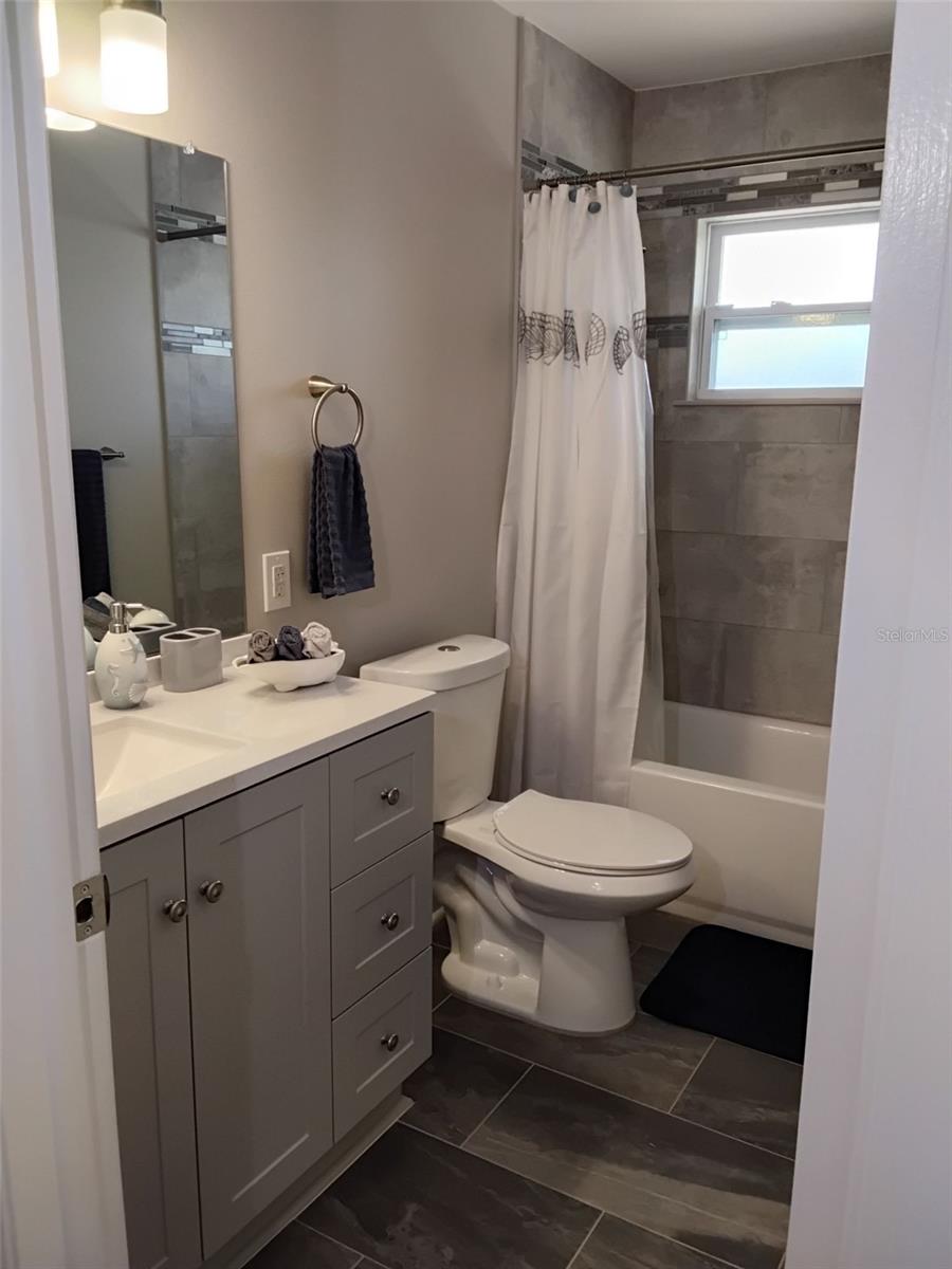 702 CYPRESS PL, SUN CITY CENTER, FL — photo 18