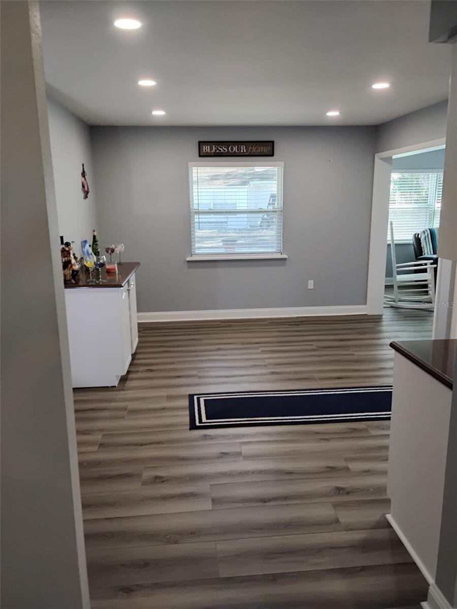 702 CYPRESS PL, SUN CITY CENTER, FL — photo 20