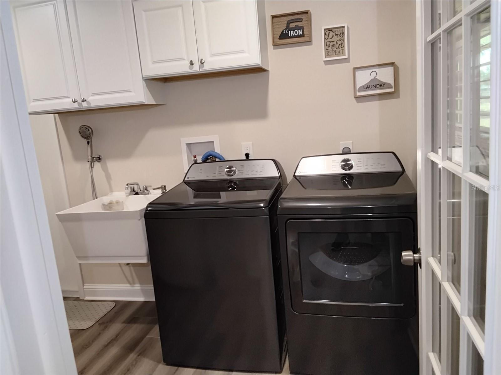 702 CYPRESS PL, SUN CITY CENTER, FL — photo 37