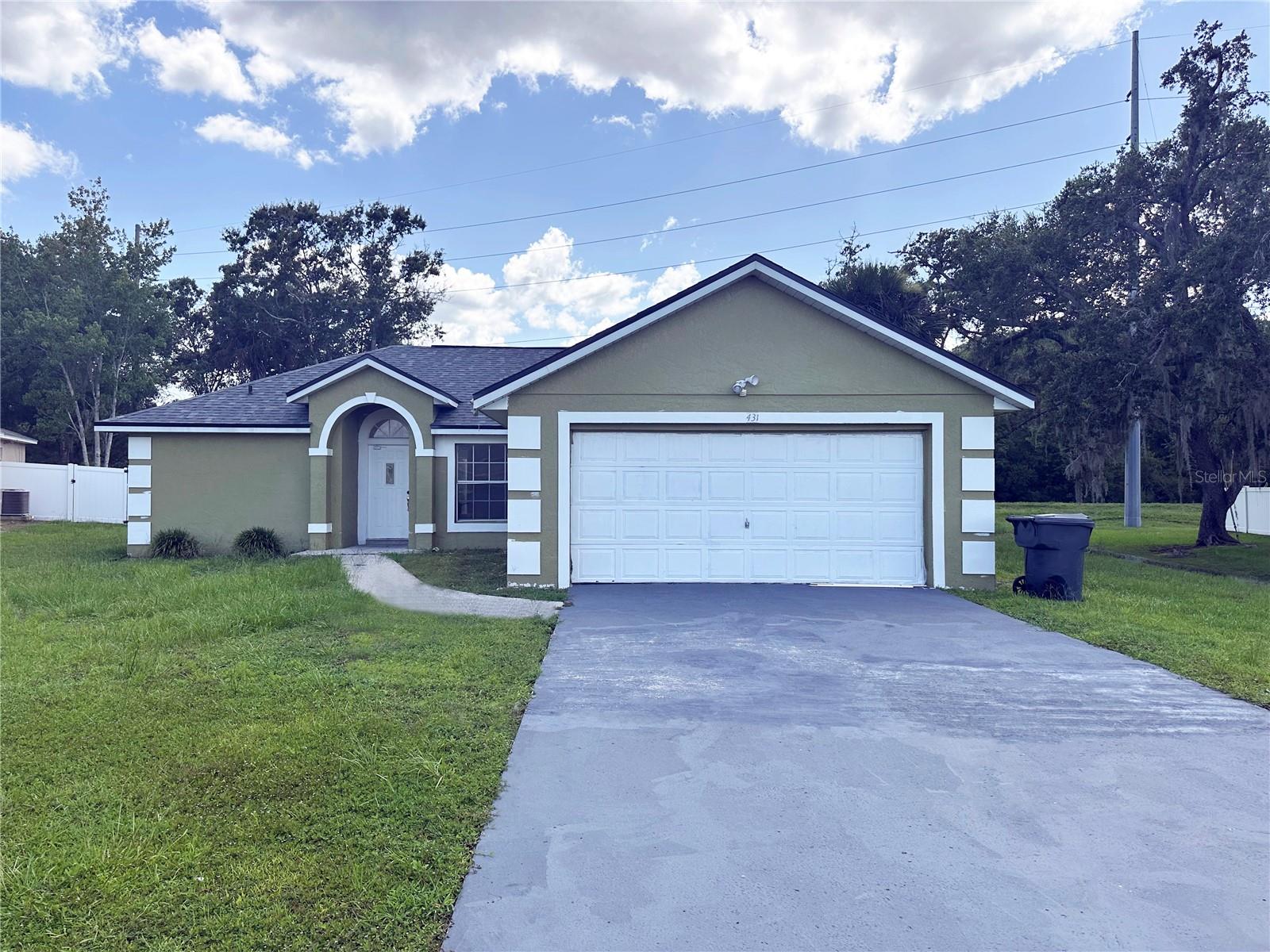 431 EAGLE DR, POINCIANA, FL — photo 2