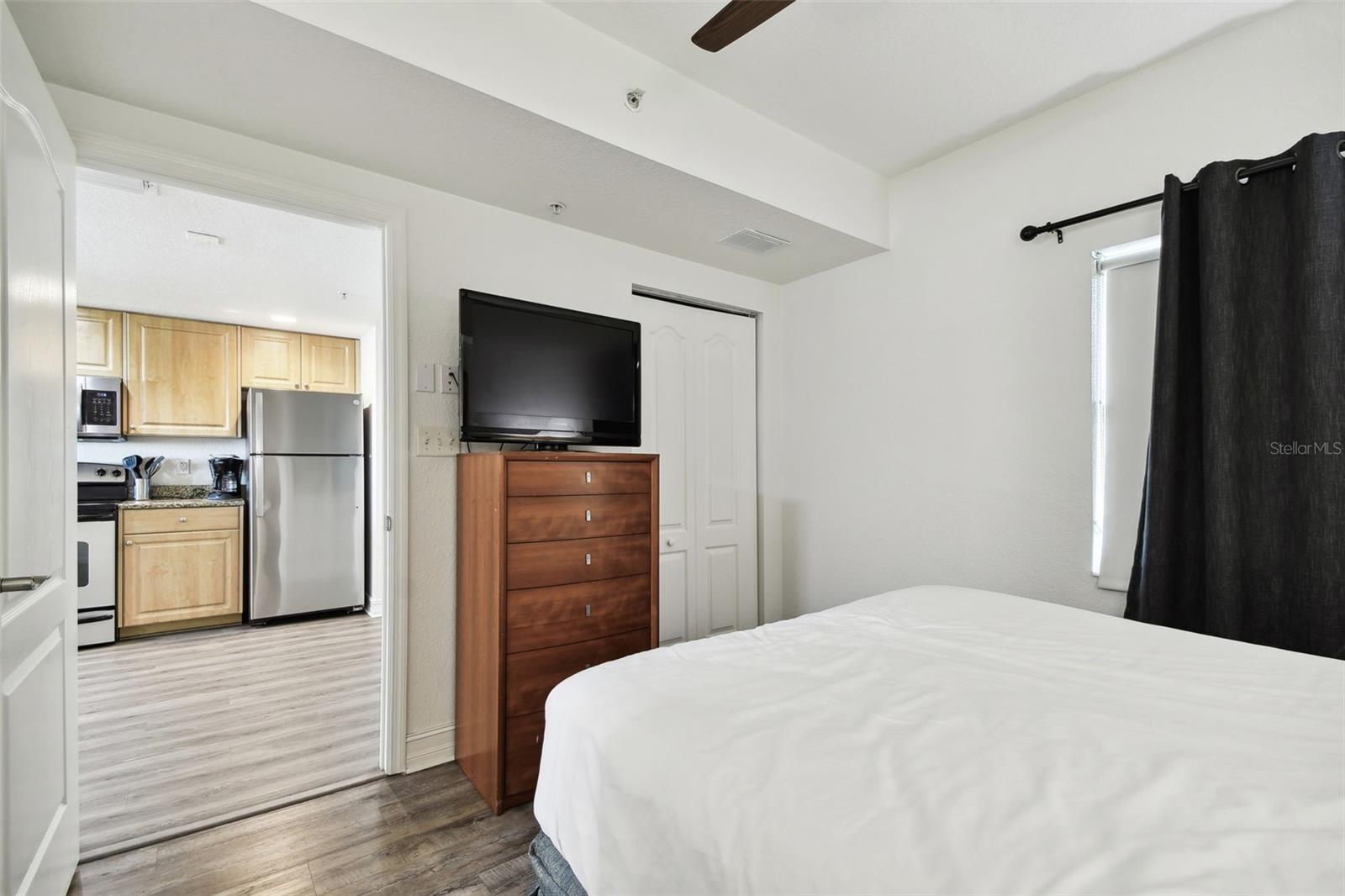 11605 GULF BLVD #402, TREASURE ISLAND, FL — photo 30