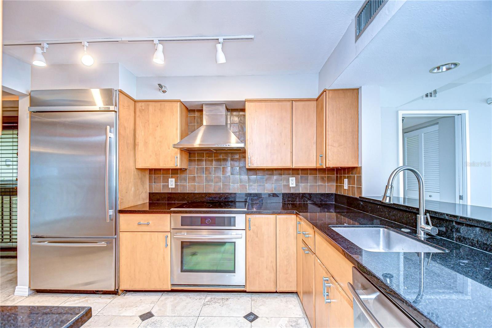 2413 BAYSHORE BLVD #1903, TAMPA, FL — photo 10