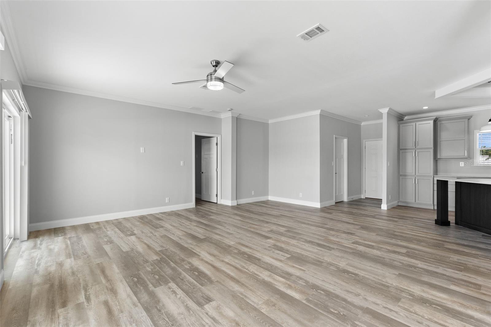 6924 AMERICANA DR NE #167, ST PETERSBURG, FL — photo 9