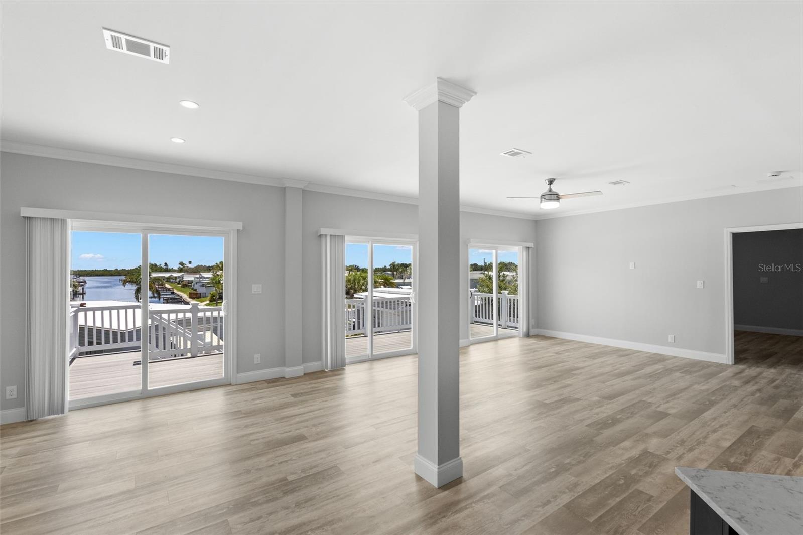 6924 AMERICANA DR NE #167, ST PETERSBURG, FL — photo 15