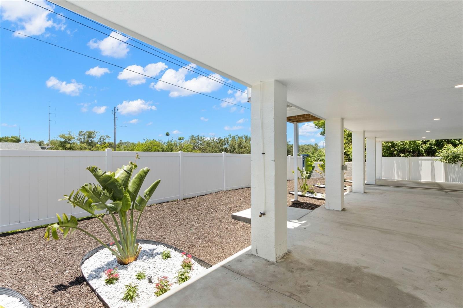 6924 AMERICANA DR NE #167, ST PETERSBURG, FL — photo 40