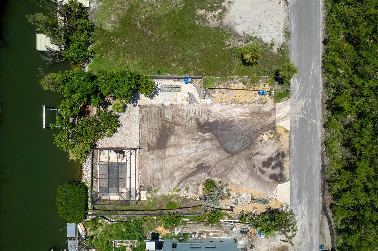 640 LYONS LN, LONGBOAT KEY, FL