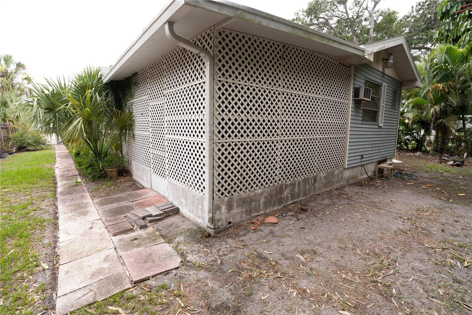 307 W OSBORNE AVE, TAMPA, FL — photo 31