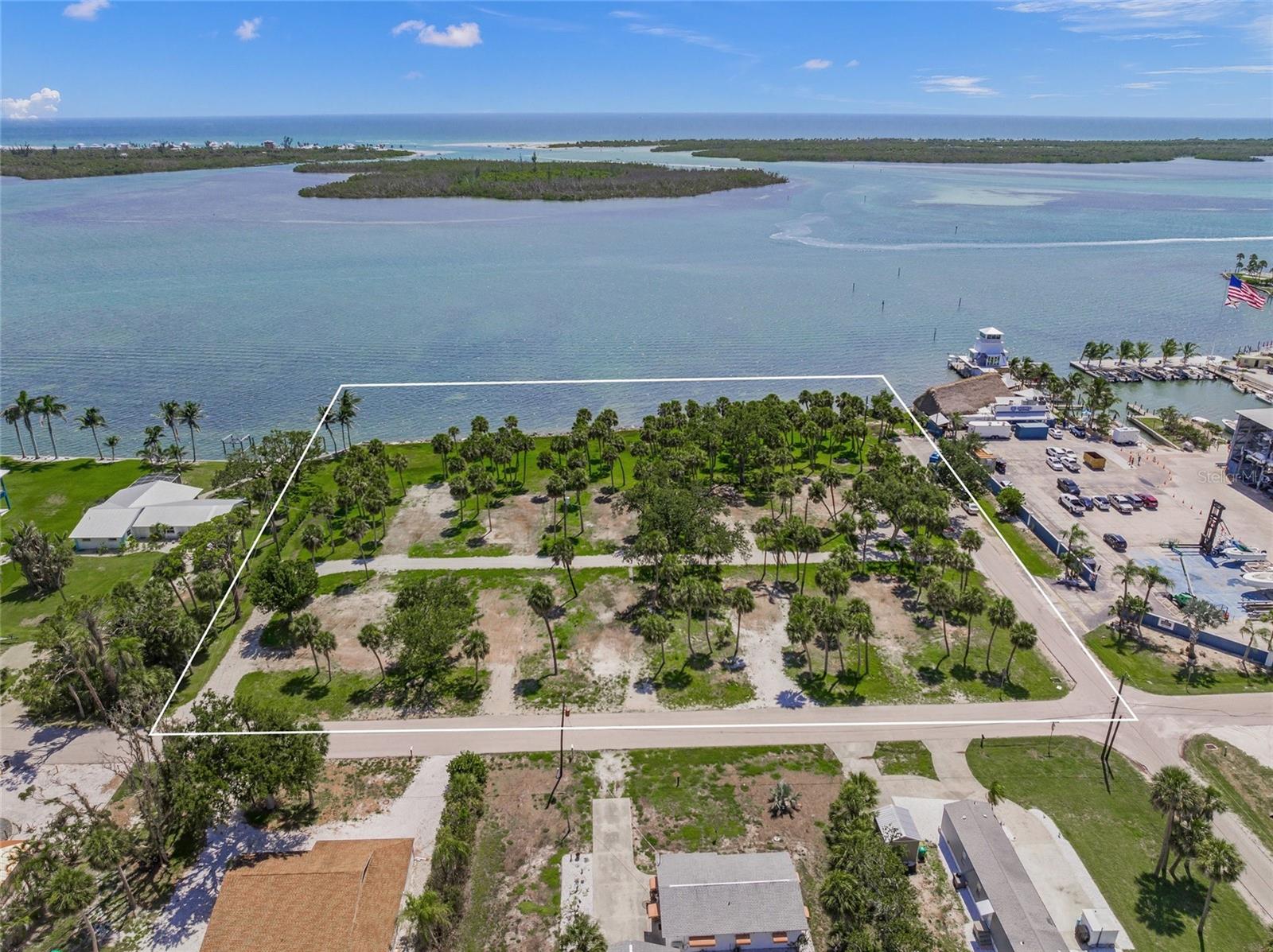 1 RASCHE RD, ENGLEWOOD, FL