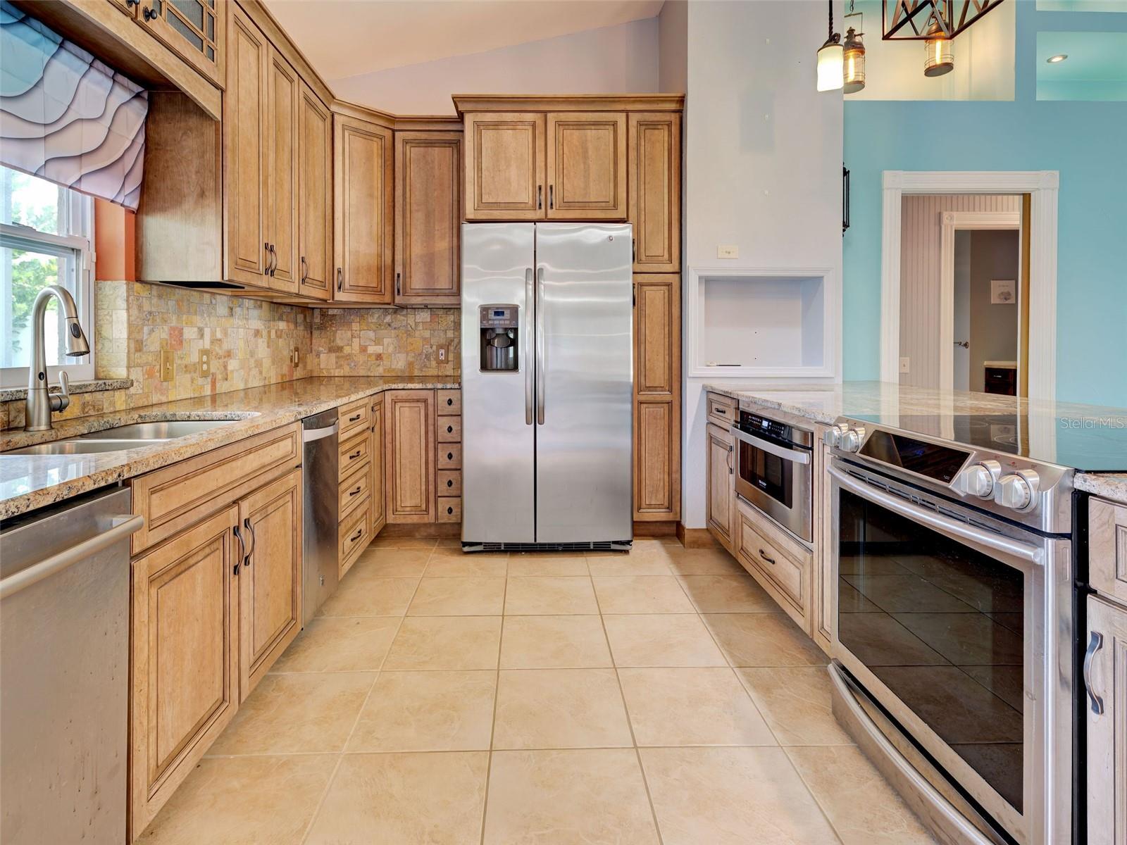 23102 MADELYN AVE, PORT CHARLOTTE, FL — photo 18