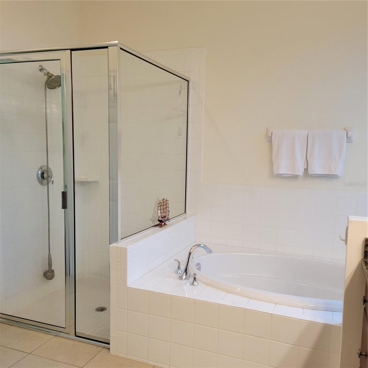106 LERIDA CT, NOKOMIS, FL — photo 15