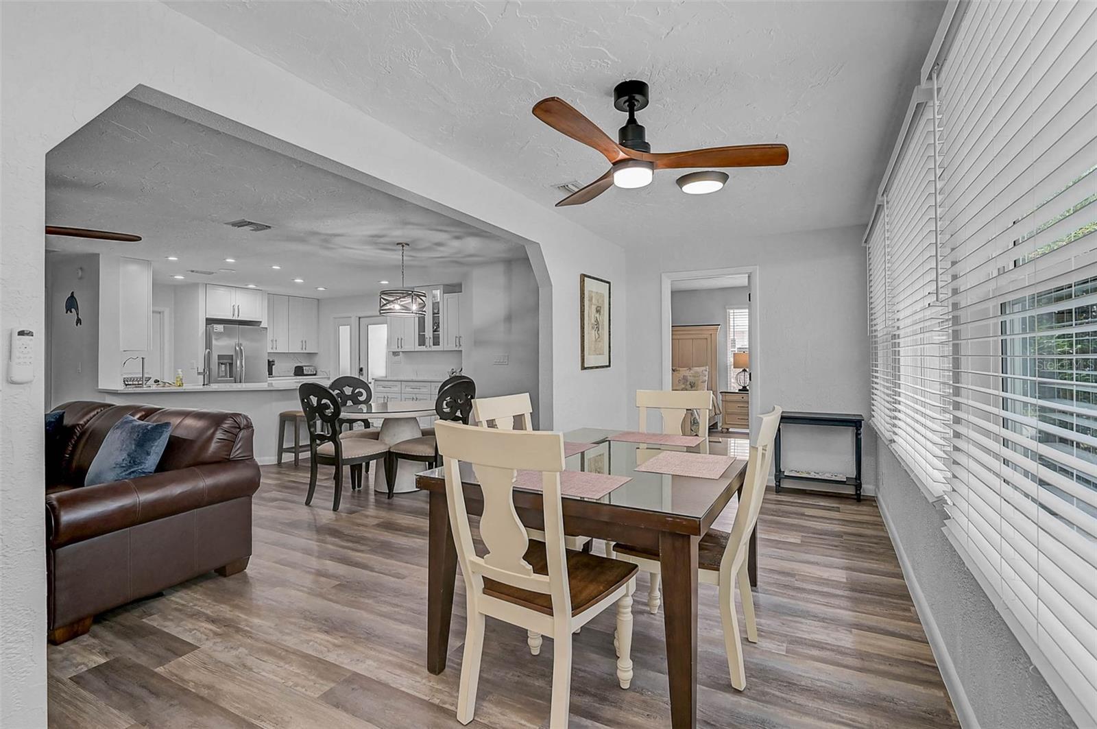 6308 MIDNIGHT PASS RD #6, SARASOTA, FL — photo 9