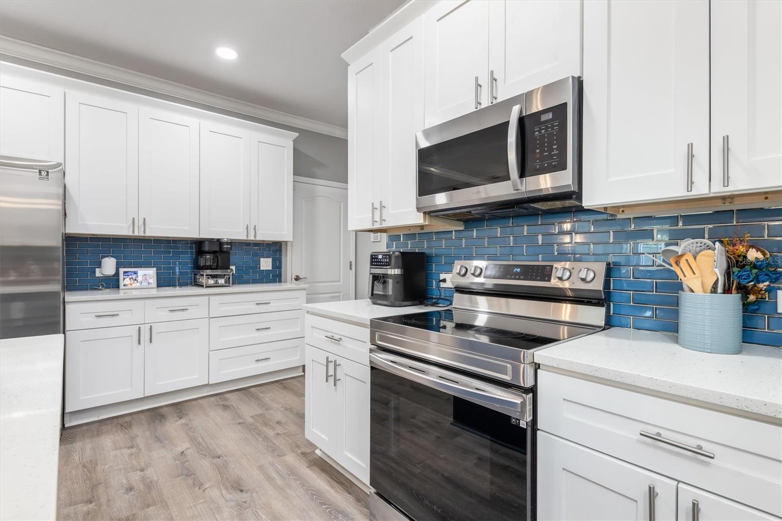 9151 MELODY CIR, PORT CHARLOTTE, FL — photo 18