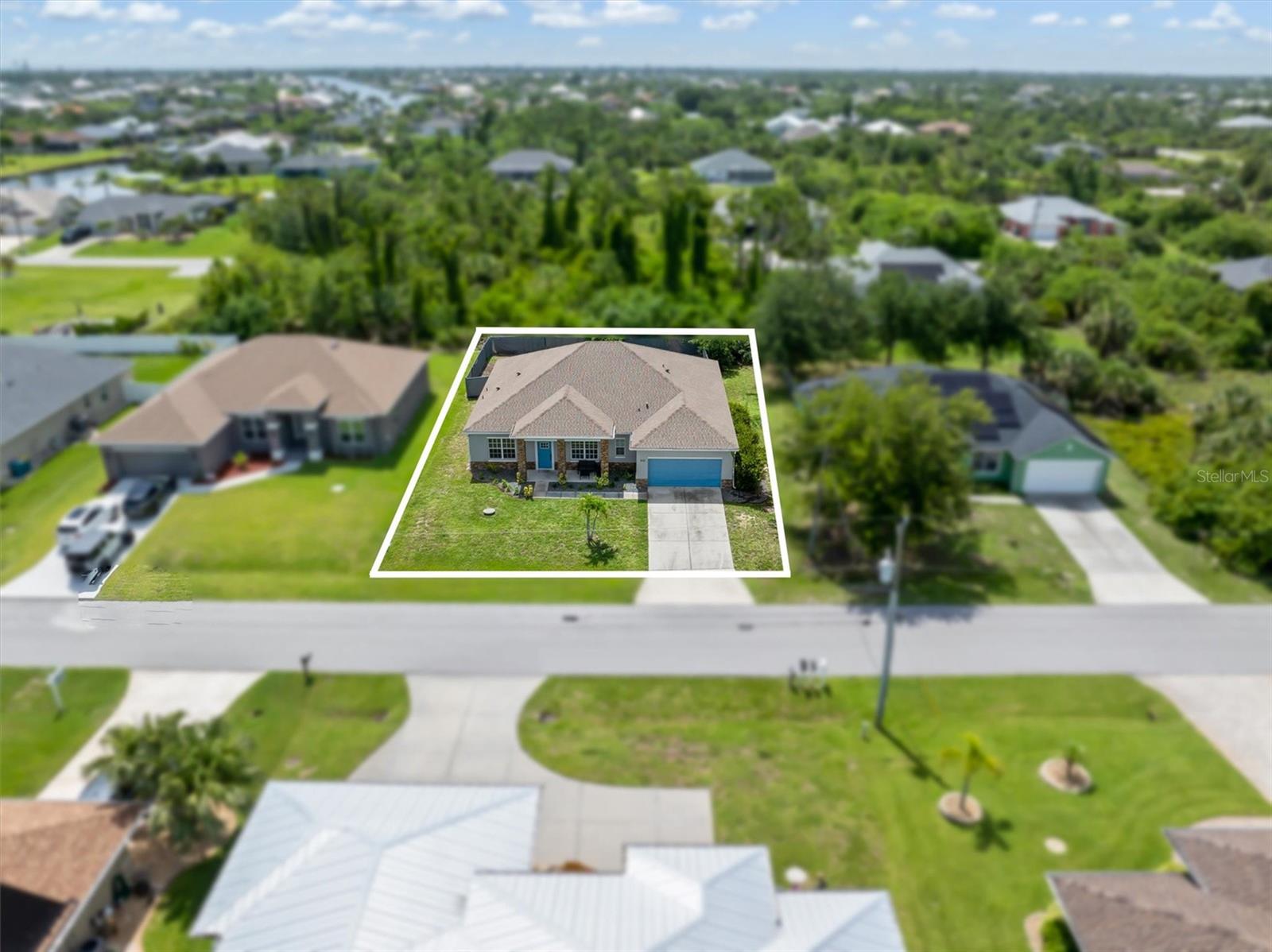 9151 MELODY CIR, PORT CHARLOTTE, FL — photo 53