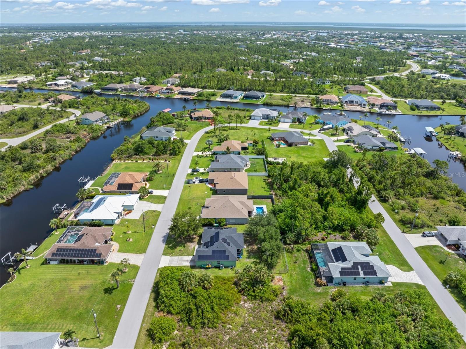9151 MELODY CIR, PORT CHARLOTTE, FL — photo 59