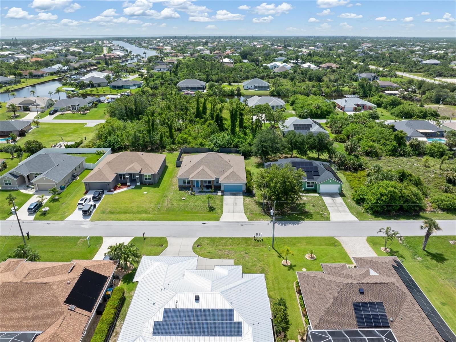 9151 MELODY CIR, PORT CHARLOTTE, FL — photo 62