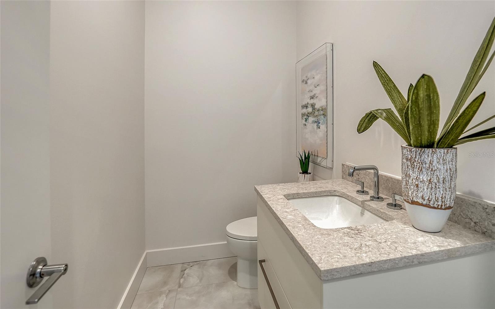 33 S PALM AVE #1501, SARASOTA, FL — photo 25