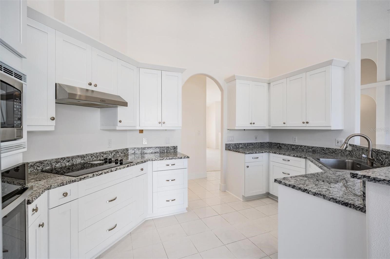2127 LAGOON DR, DUNEDIN, FL — photo 5