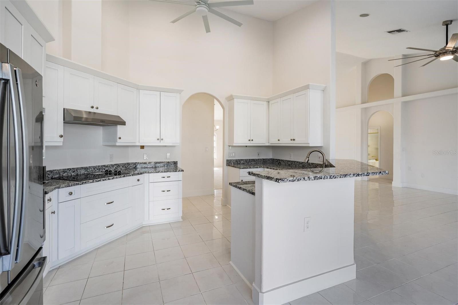 2127 LAGOON DR, DUNEDIN, FL — photo 6