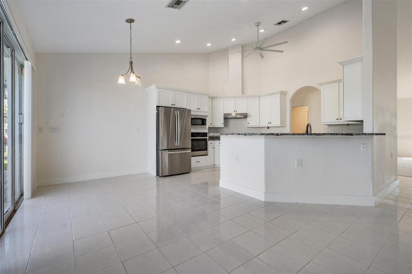 2127 LAGOON DR, DUNEDIN, FL — photo 9