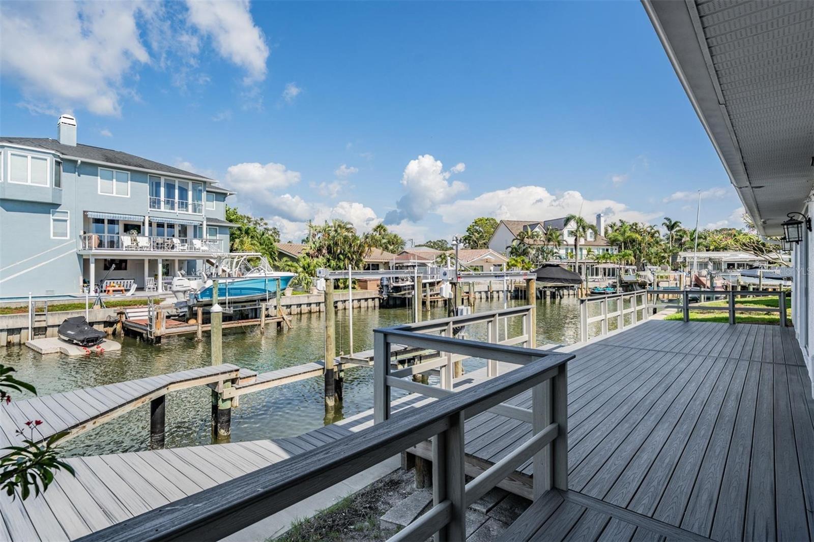2127 LAGOON DR, DUNEDIN, FL — photo 26