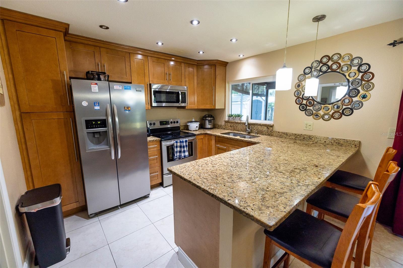 7128 WRENWOOD CIR, TAMPA, FL — photo 3