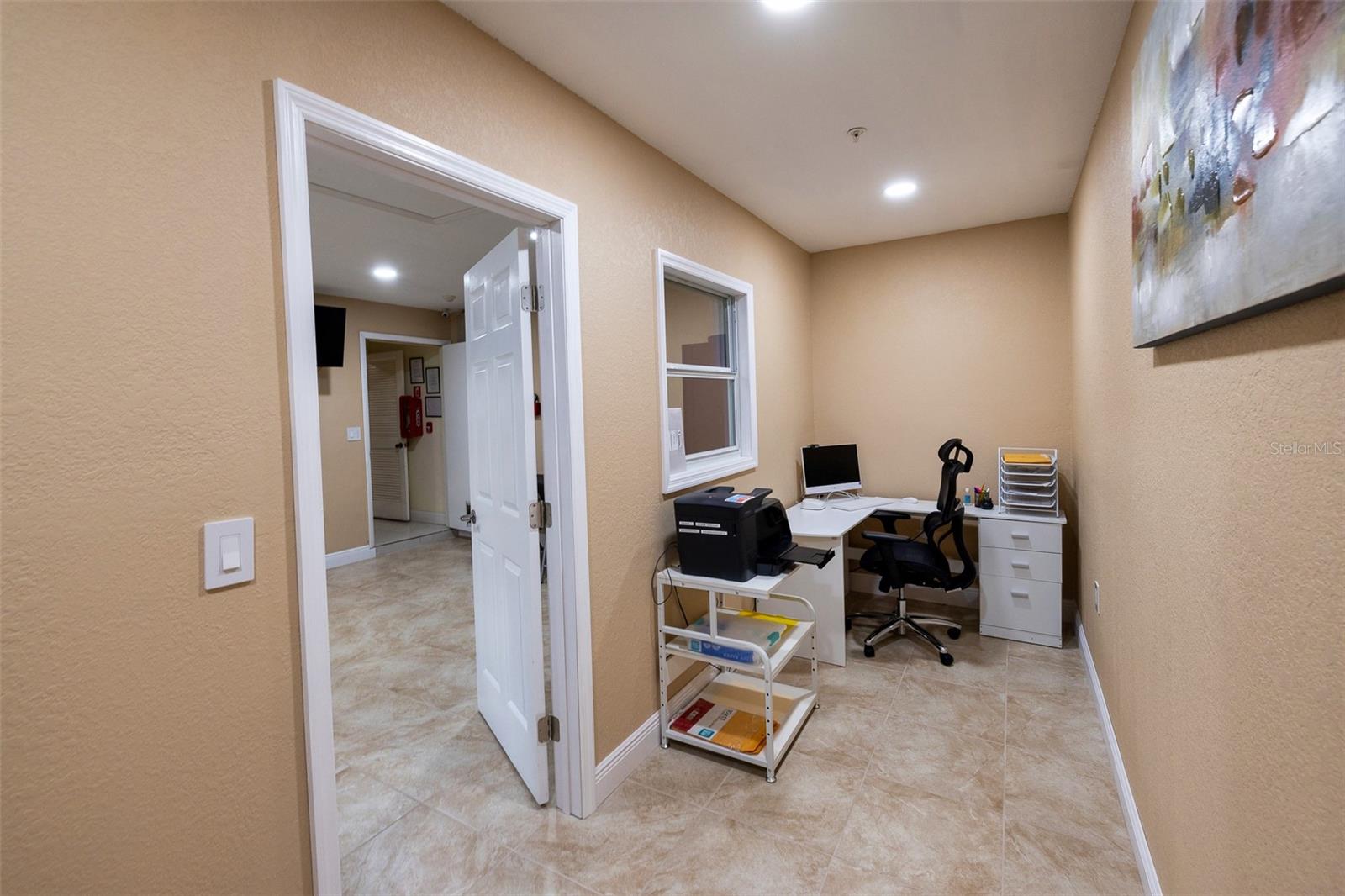 7128 WRENWOOD CIR, TAMPA, FL — photo 11