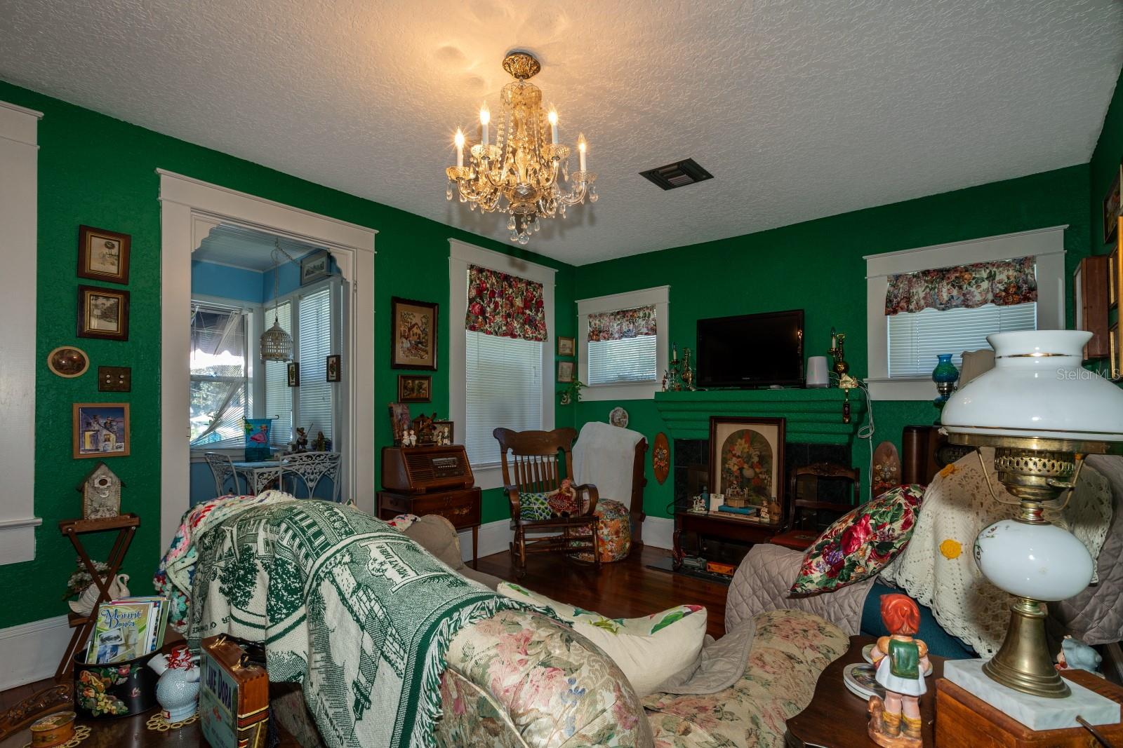 401 E 9TH AVE, MOUNT DORA, FL — photo 12