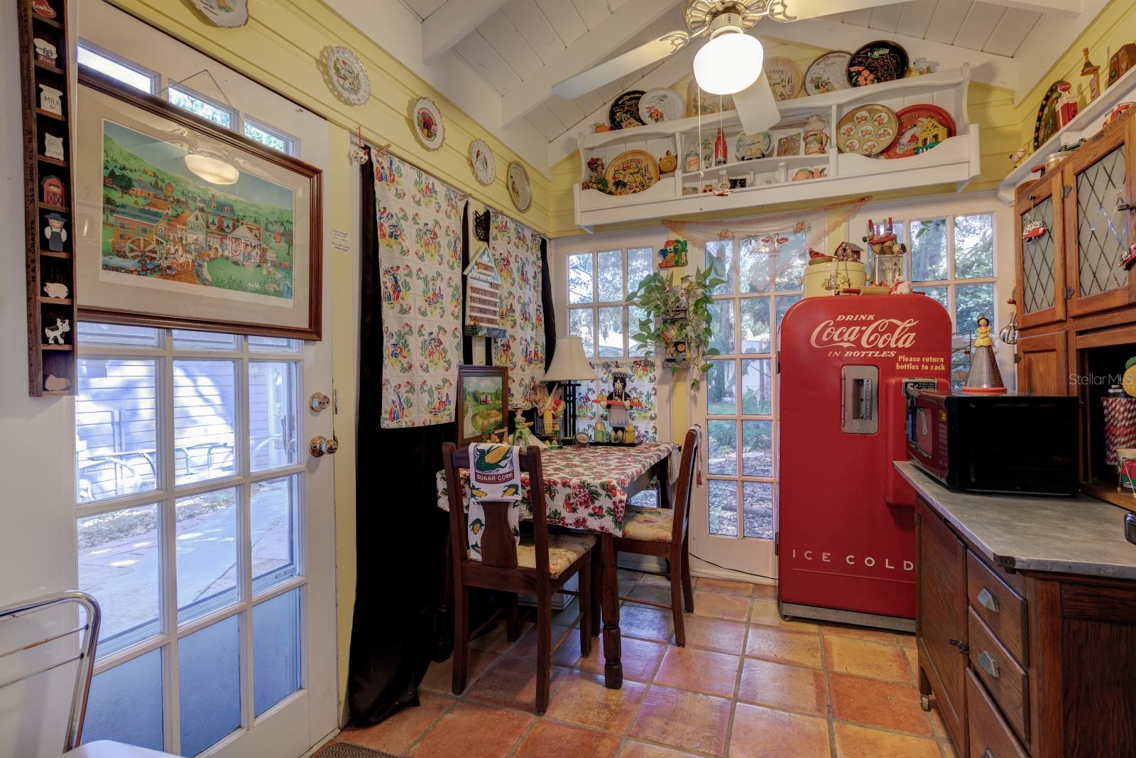 401 E 9TH AVE, MOUNT DORA, FL — photo 25