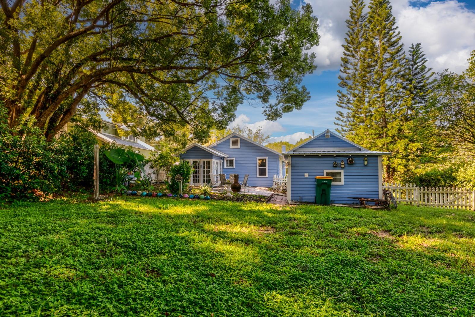 401 E 9TH AVE, MOUNT DORA, FL — photo 35