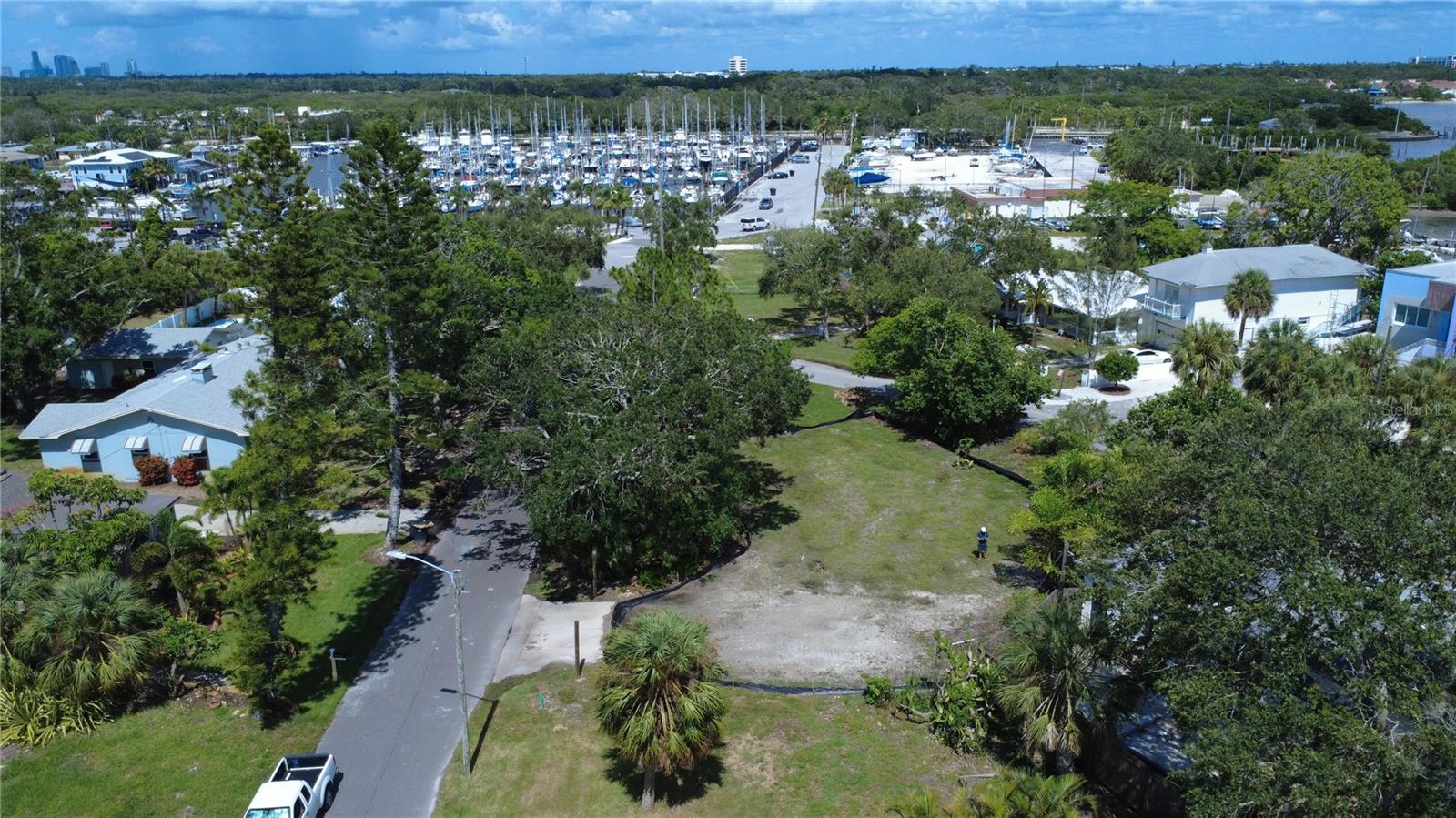 4725 TRADE WINDS DR S, GULFPORT, FL — photo 14