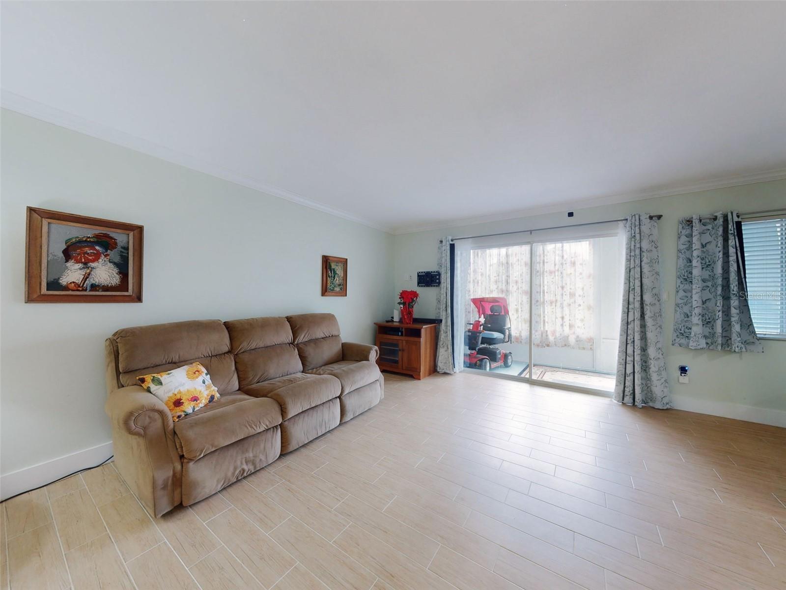 588 BAHIA CIR #A, OCALA, FL — photo 2